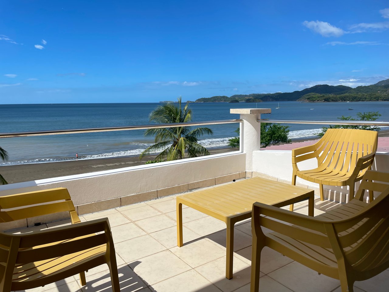 Twin Dolphins Penthouse | Unbeatable Beachfront Location with Exceptional Ocean Views and the Flamingo Marina!