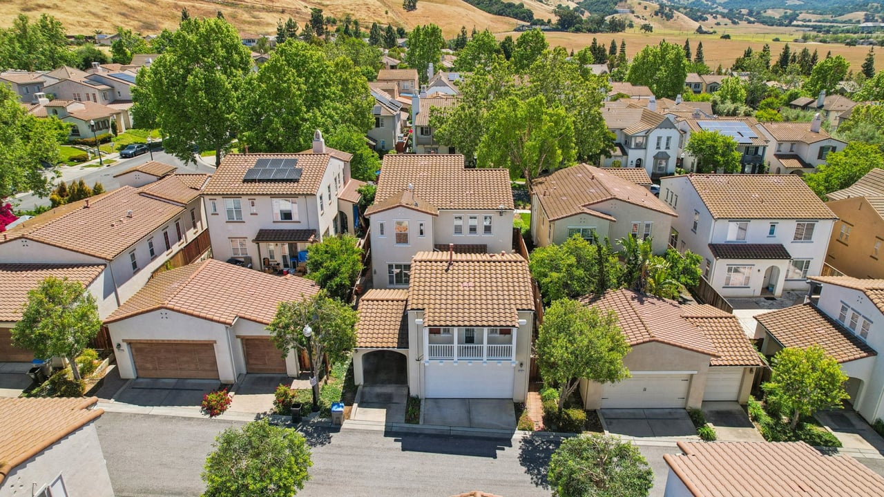 Find the best neighborhoods in Evergreen Hills, San Jose for families. Explore schools, parks, and top areas with local expertise. | Block Change Real Estate