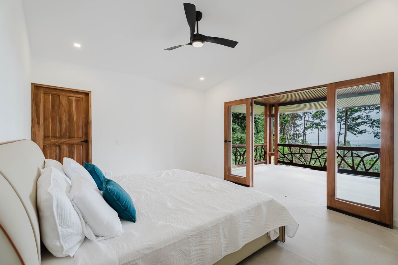 Casa Tucán, Ocean View Villa with Private Trail to River & Waterfalls