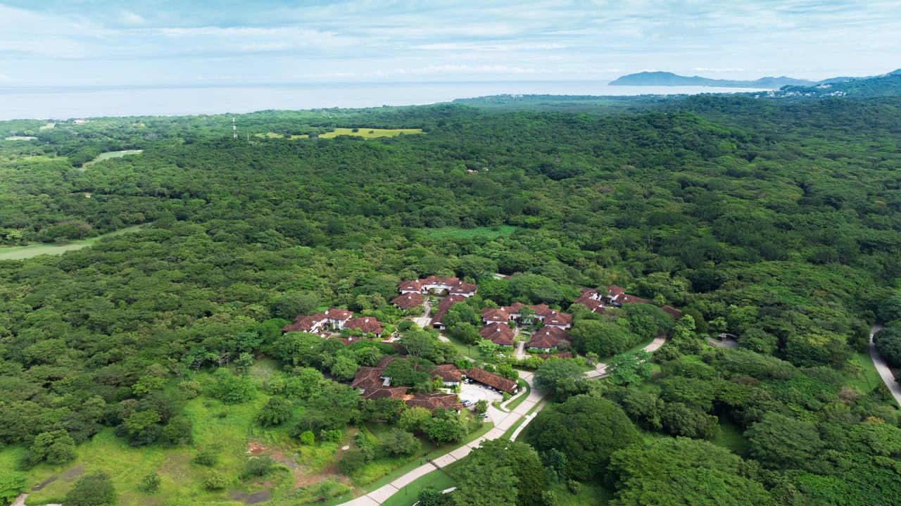 Los Malinches 6 | Luxury Spanish Colonial Townhouse in Hacienda Pinilla