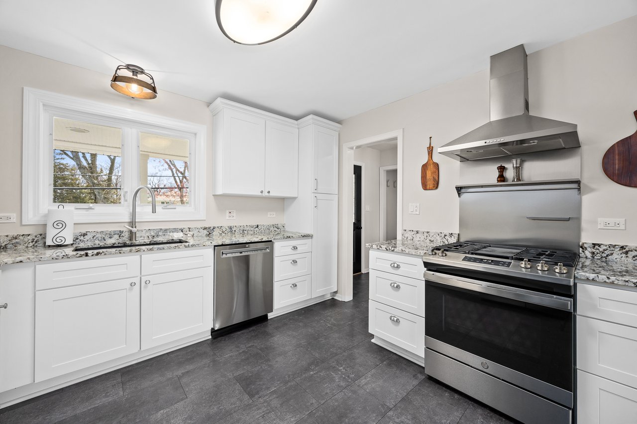 1108 59th St, Downers Grove