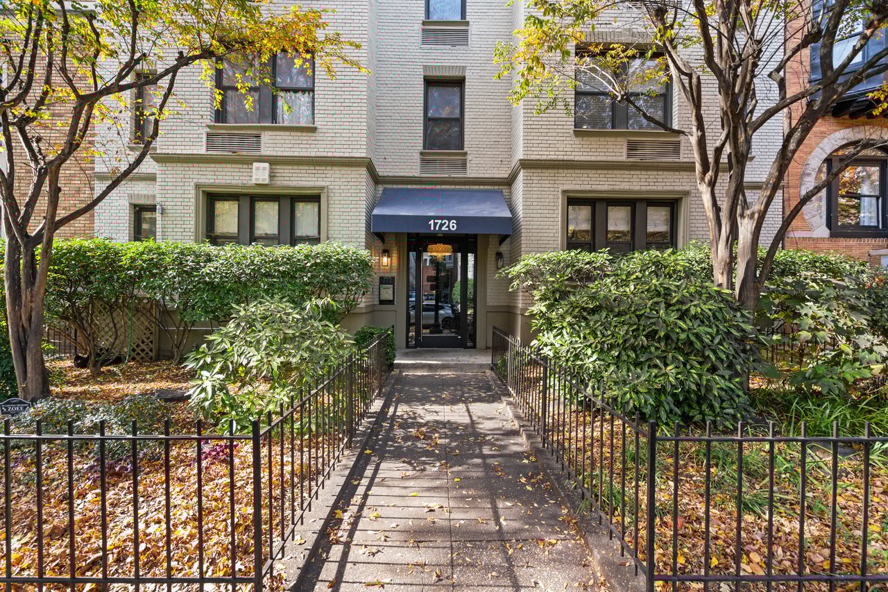 1726 17th St NW, Unit B1