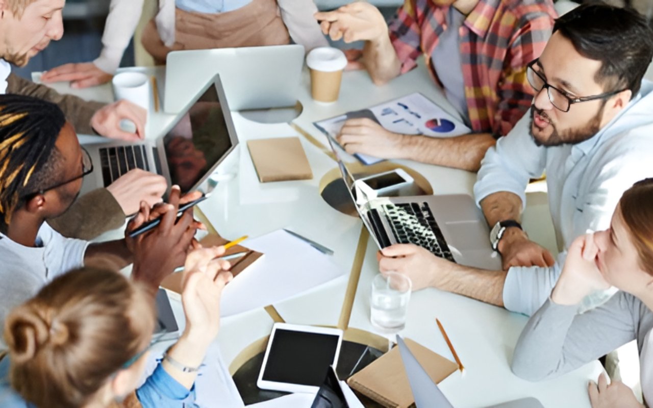 Real Estate Agents Thrive with Brokerages That Prioritize Training