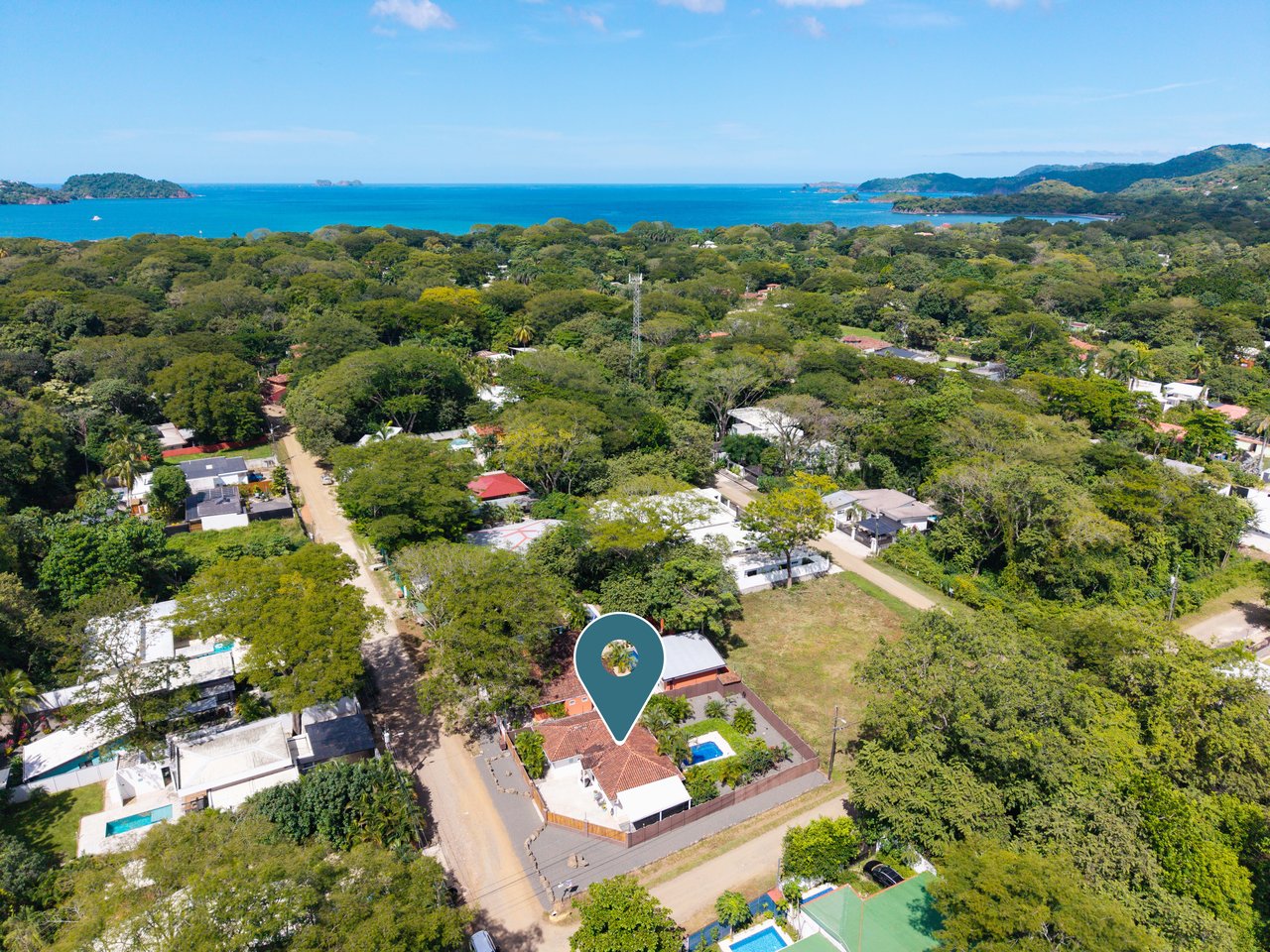 Casa Suerte | Modern 2-Bedroom Tropical Home with Pool Near Playa Potrero and Flamingo Marina