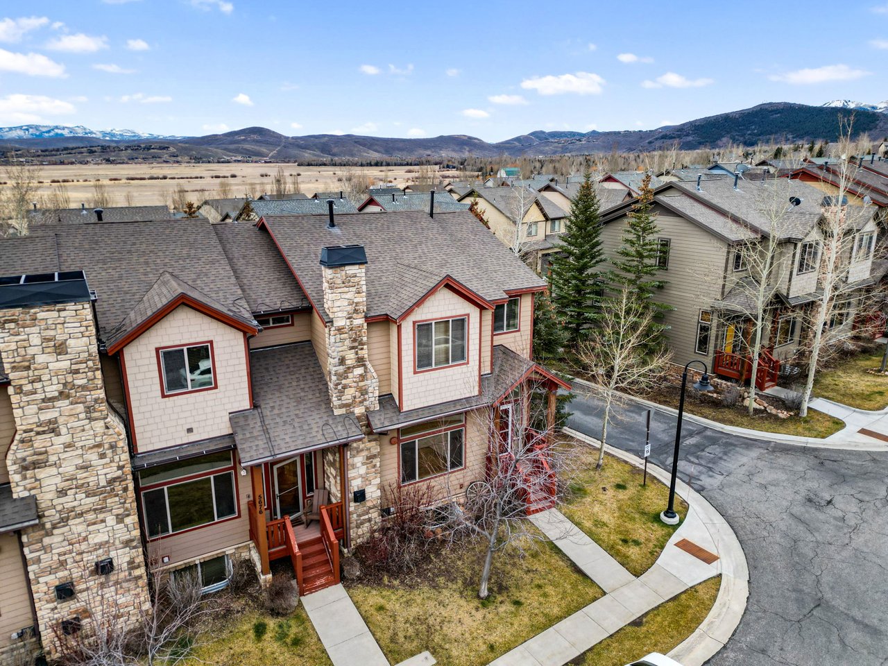 5672 Oslo Lane