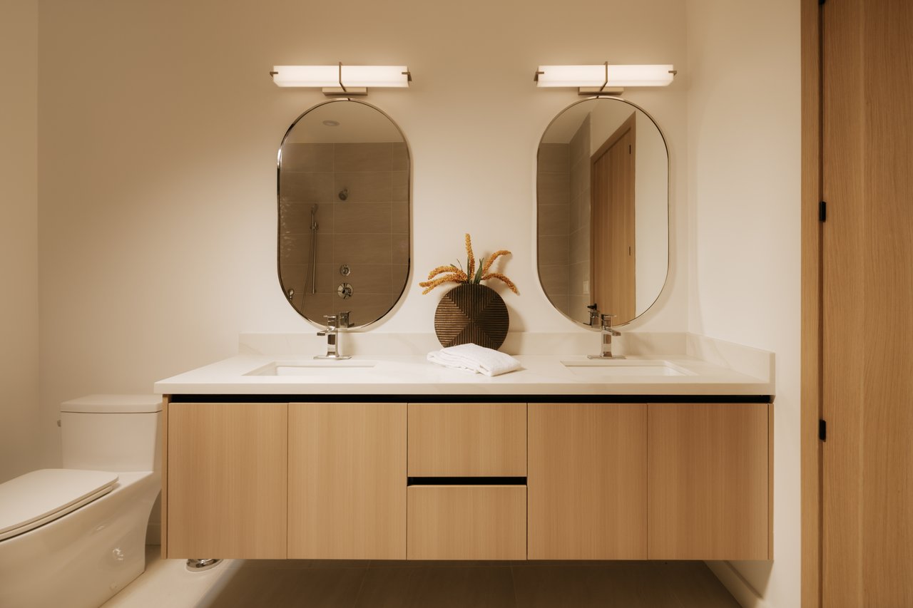 2919 Waverly Dr Unit: 103