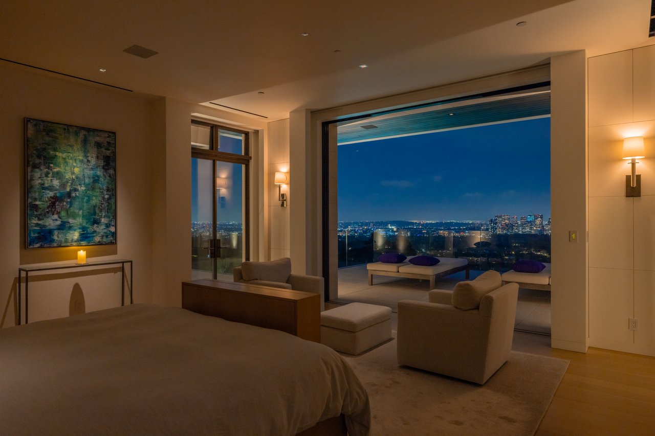 9966 Beverly Grove Dr