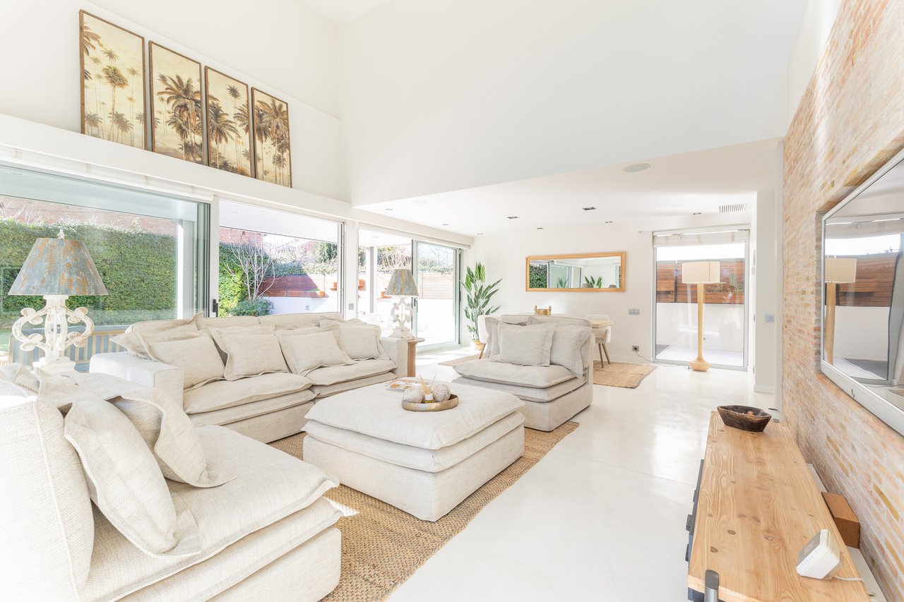 Exclusive house for sale in the centre of Sant Cugat 