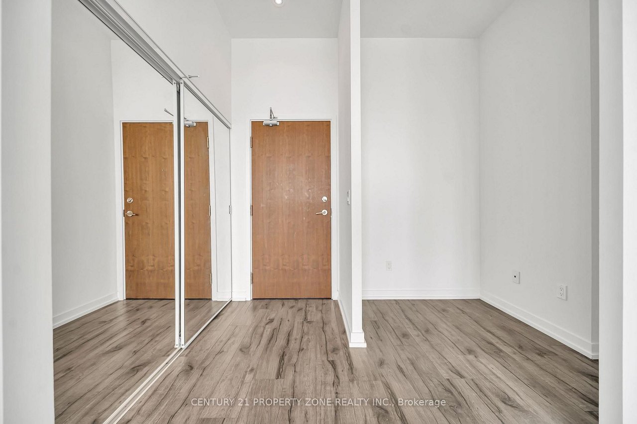 PERFECT SUITE FOR PENTHOUSE LIVING