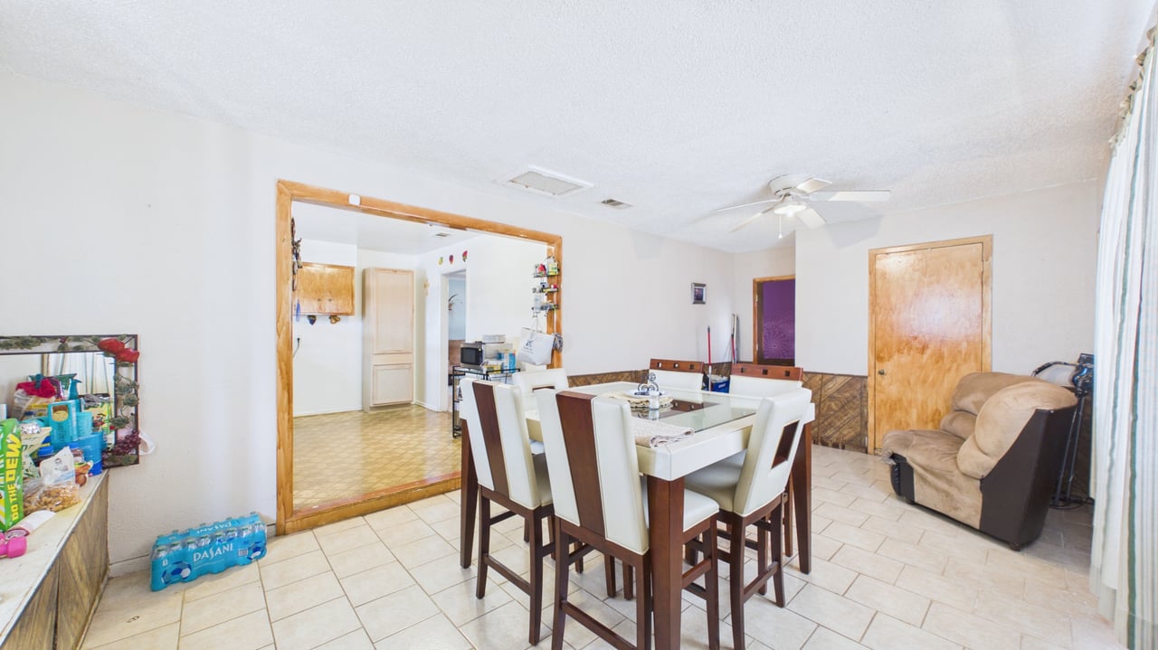 603 S Kenneth Ave.