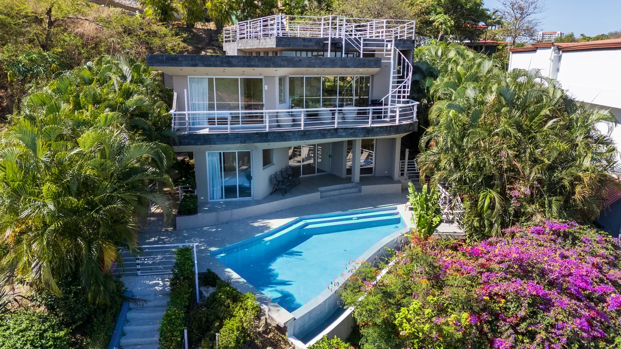 Casa Nalifos | Italian-Inspired Ocean View Masterpiece in Altos de Flamingo