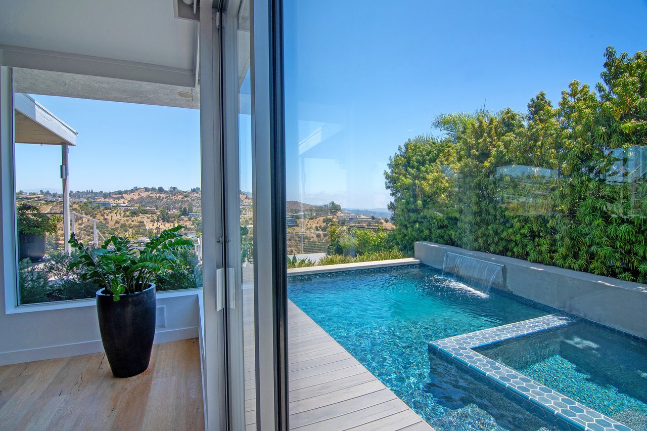 1904 N. Crescent Heights Blvd.
