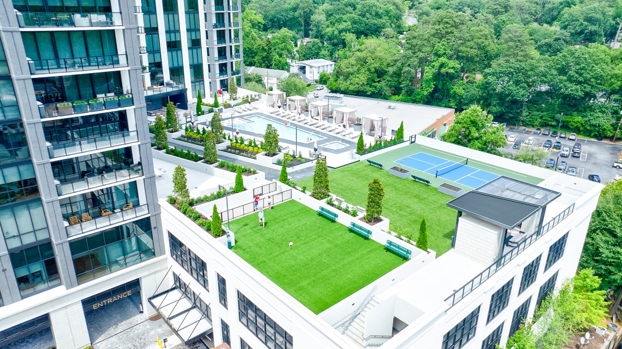 2425 Peachtree Road Unit 1806