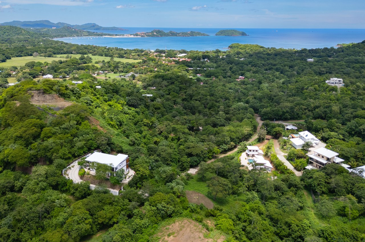 Casa Dos Lunas | Private Estate with Panoramic Ocean Views