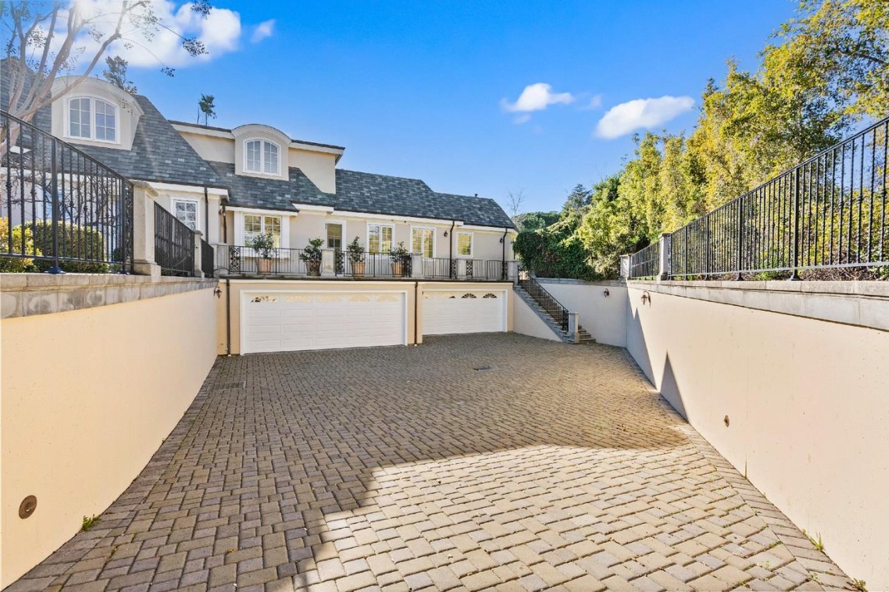 262 Covington Rd