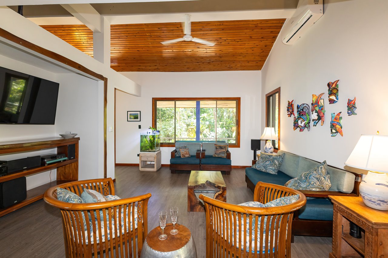 Casa Hermanas: Jungle Retreat with Pool, Guest Studio & Income Potential for Sale in Manuel Antonio