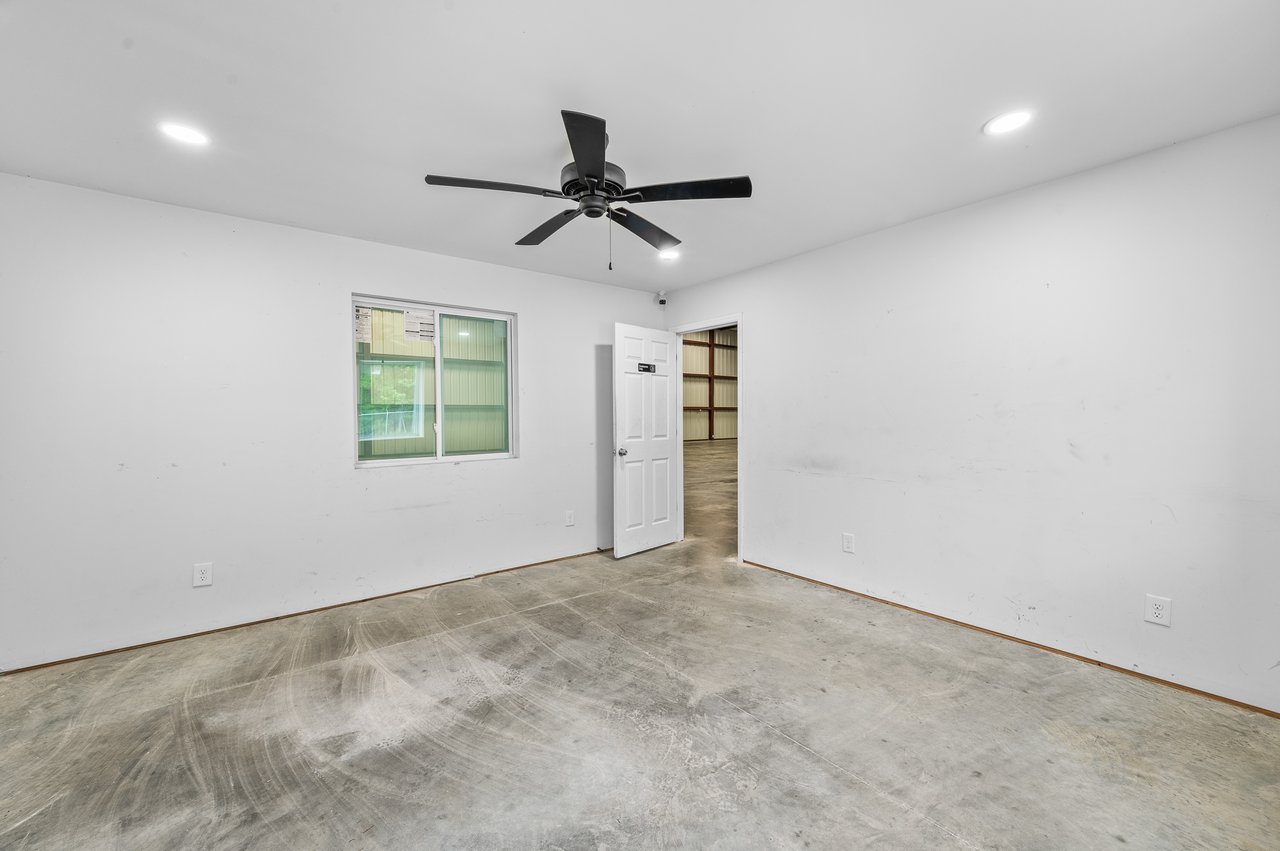 4,800 SF Flex/Warehouse – Hwy 17A, Moncks Corner