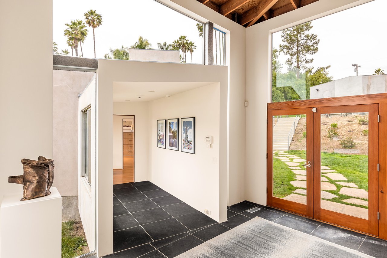 Frank O. Gehry, FAIA, Architect, The Sirmai-Peterson House, 1988