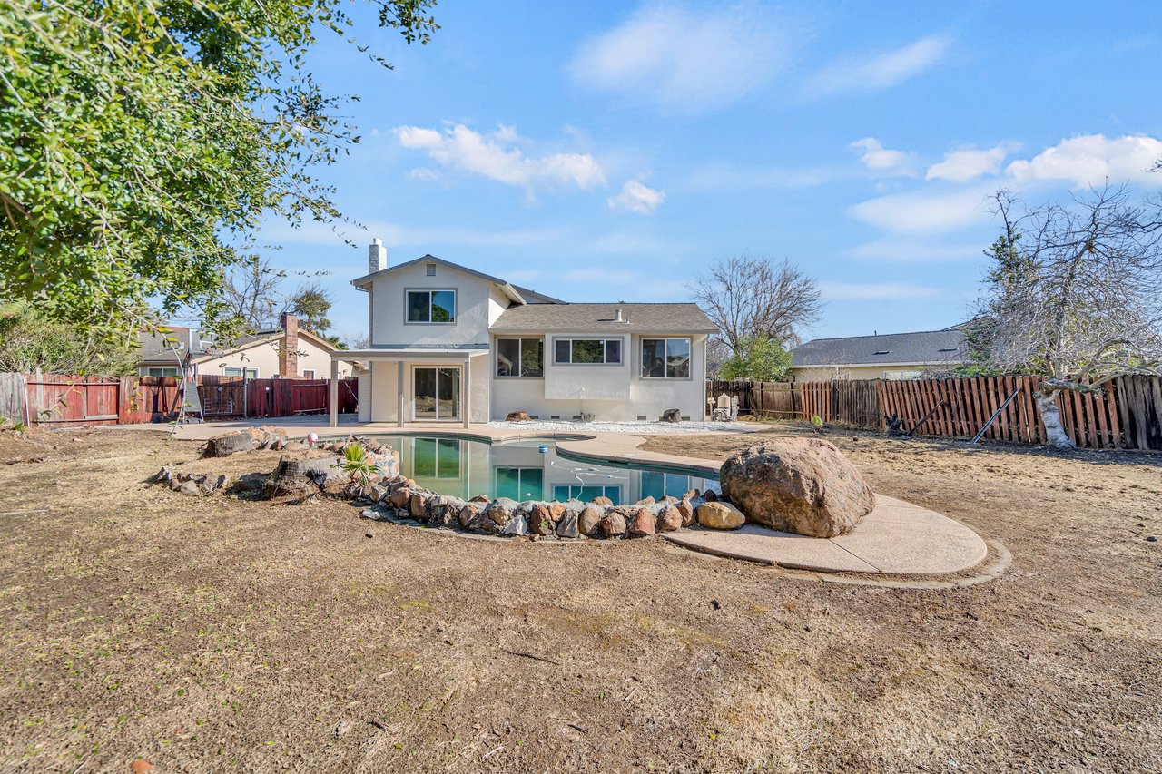 7422 PALMER HOUSE DR