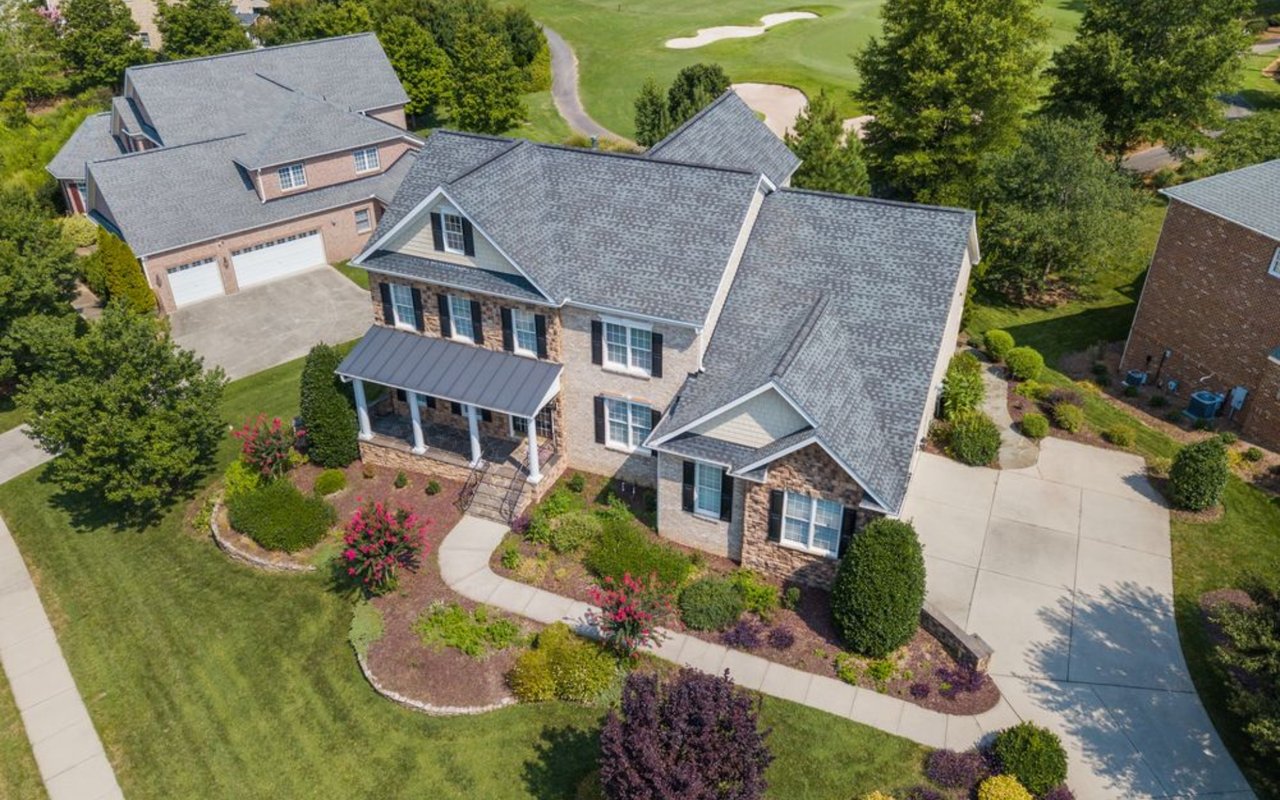 Why Summer is the Perfect Time to Sell Your Home in Southeastern Michigan