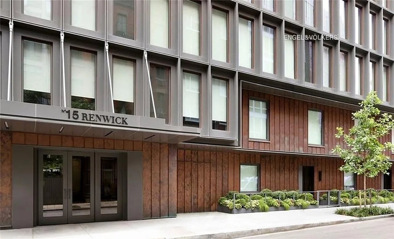 15 Renwick St, #301
