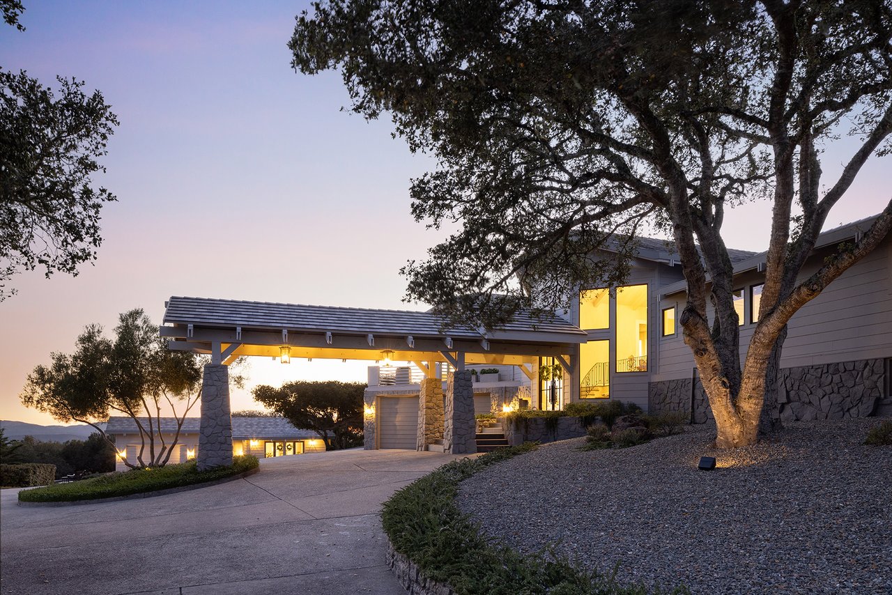 Elevated Living with Panoramic Views