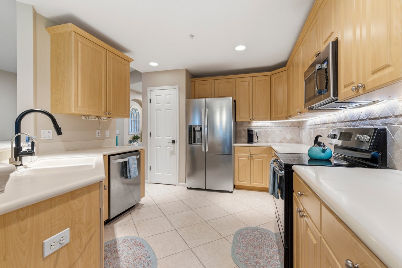 10040 Valiant Ct 101 - Miromar Lakes