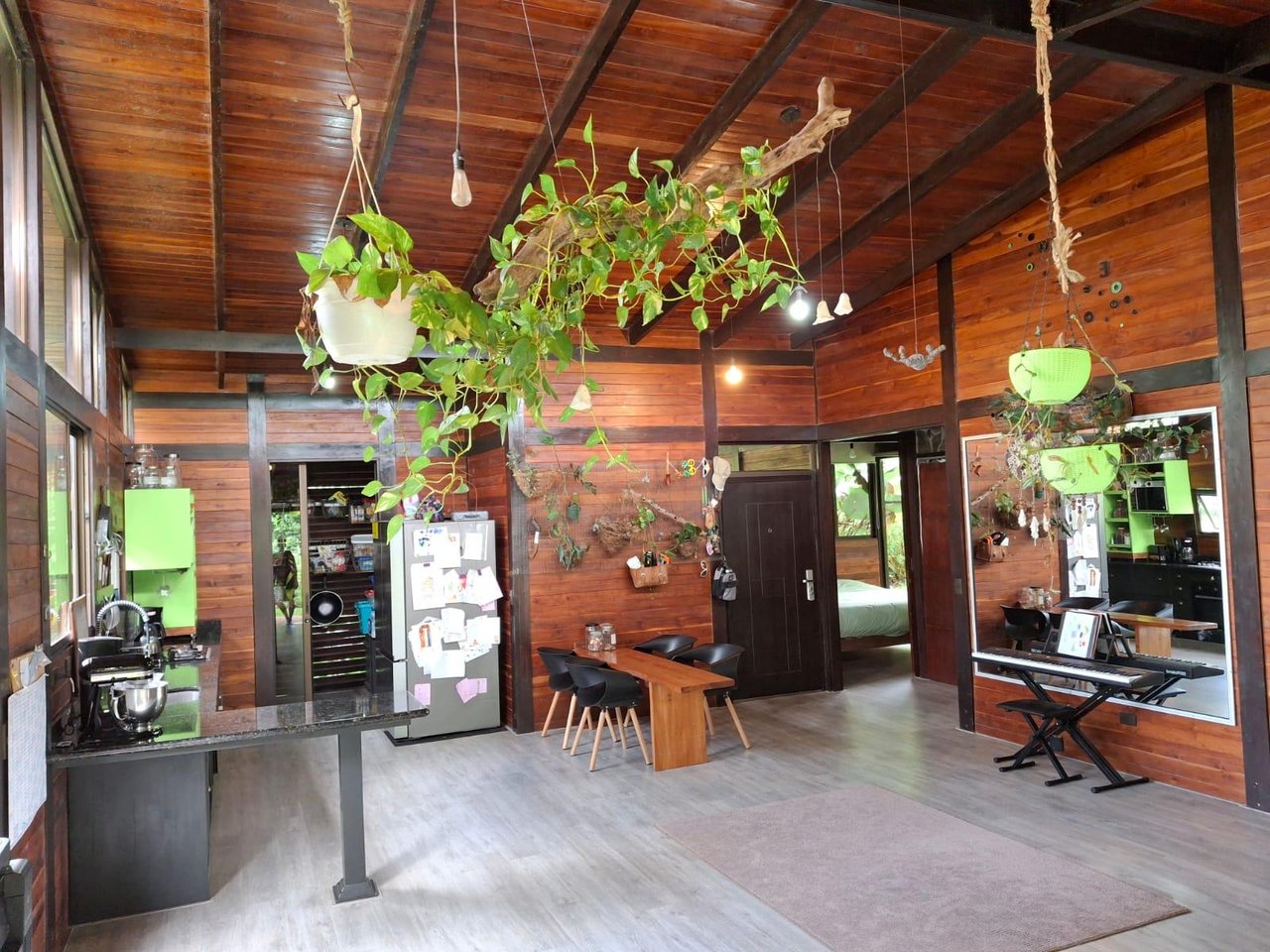 Eco Property Media Luna