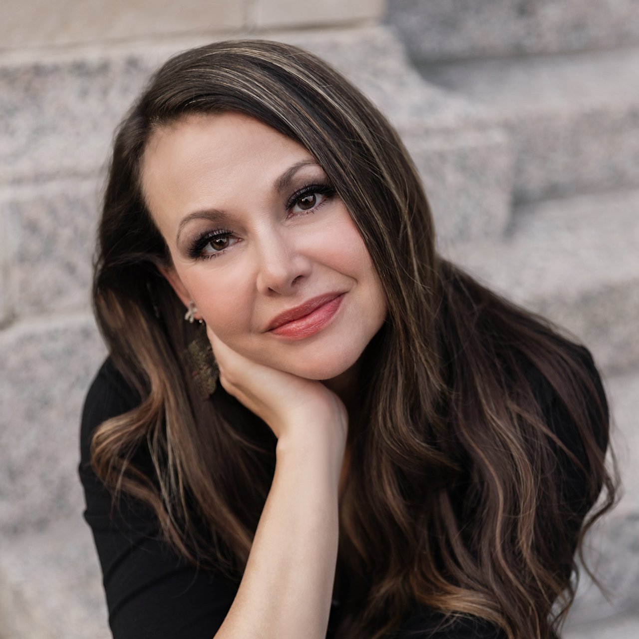 Lonna Quast Bismarck, ND Real Estate Agent Headshot