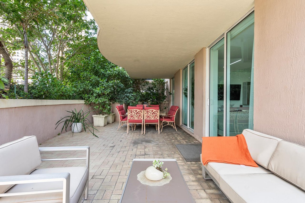 King David Short-Term Rental | Prime Location