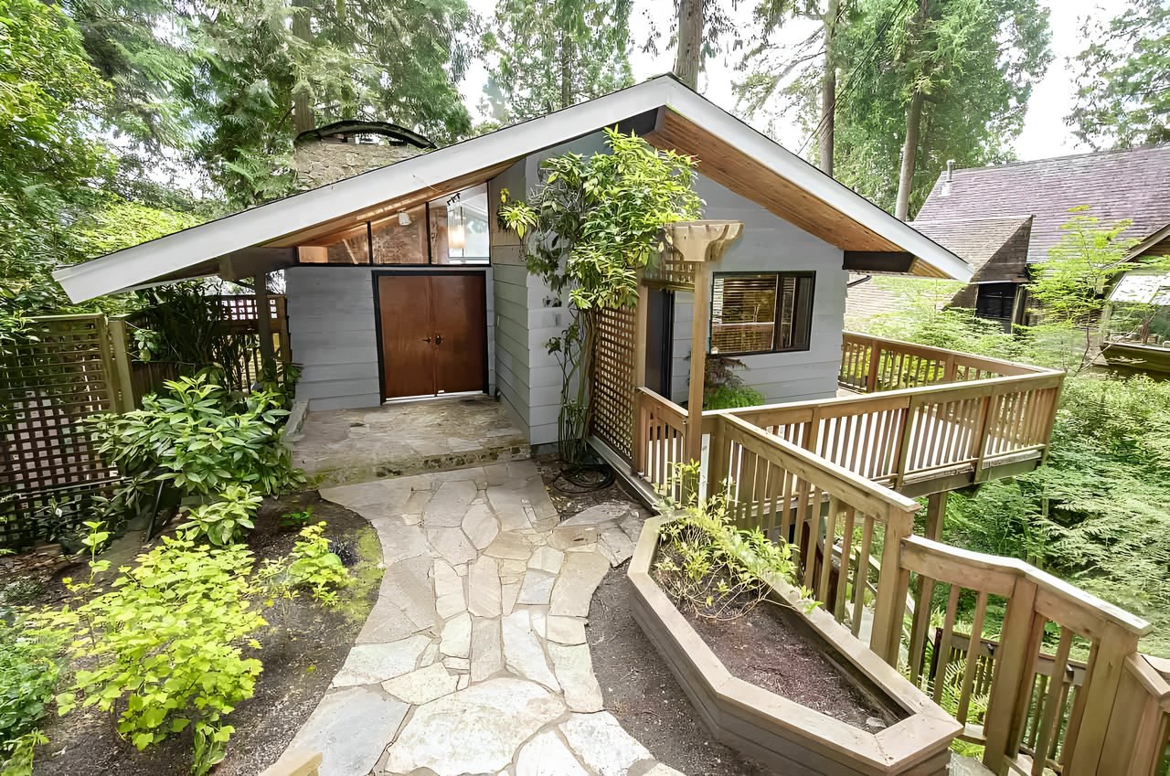 2814 Panorama Dr