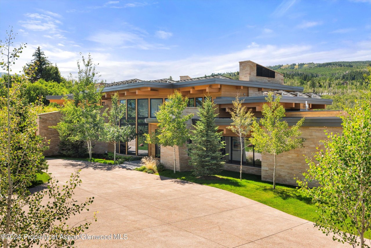 1422 W Buttermilk Road