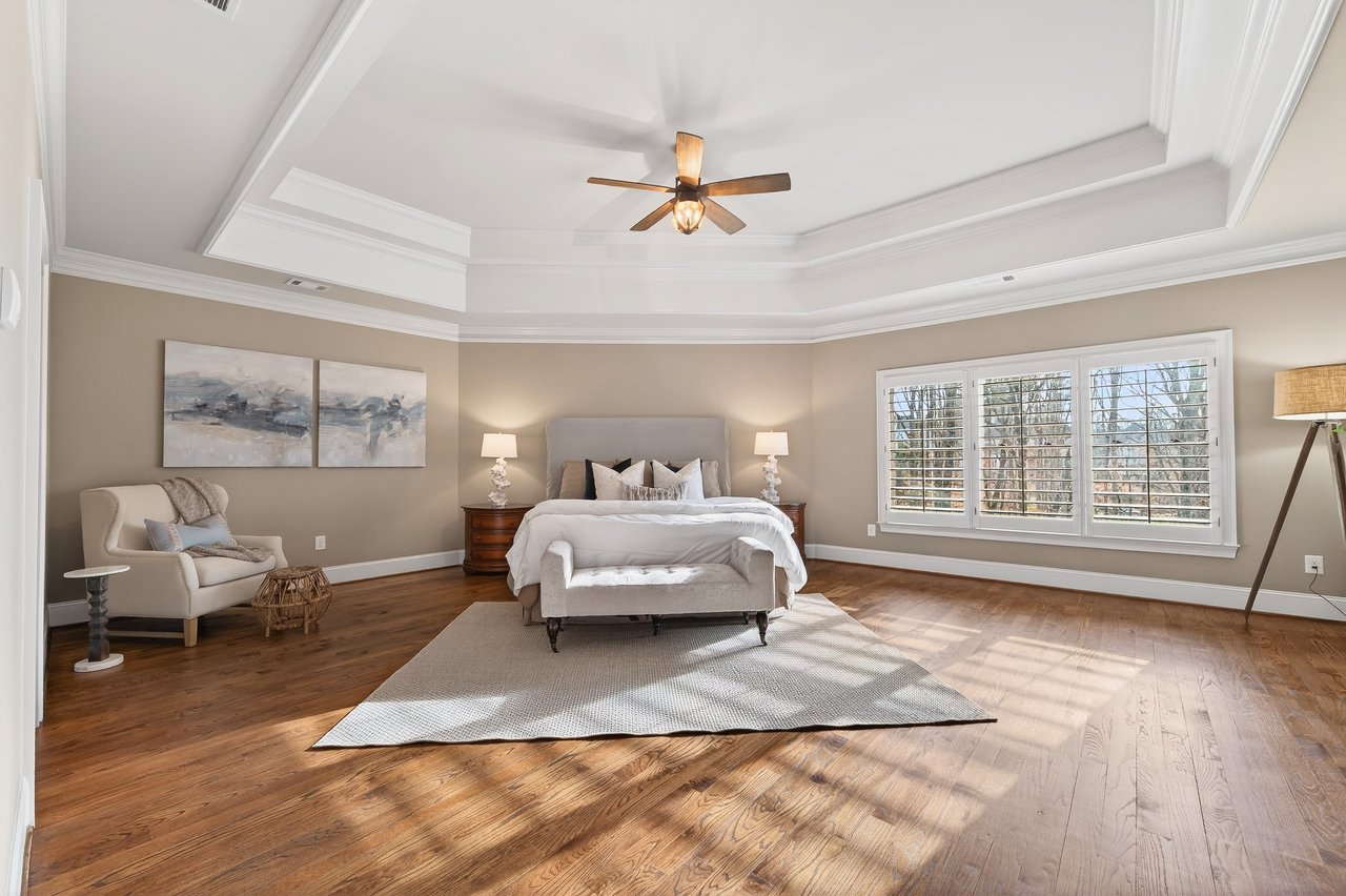 16750 Quayside Drive