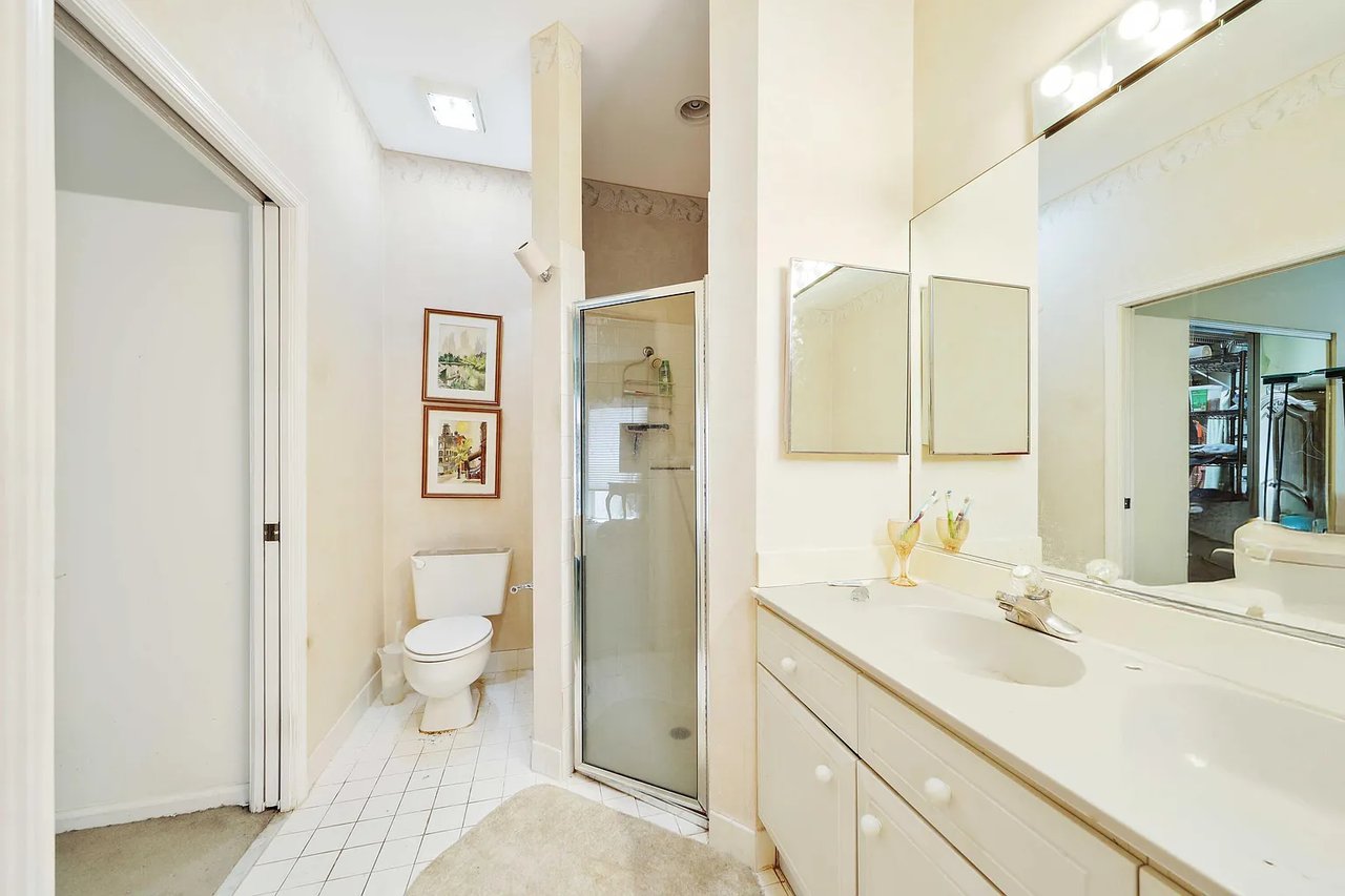 2502 NW 66th Drive