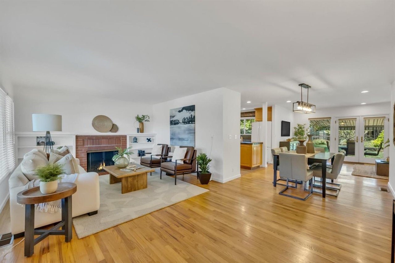 1345 Pauline Dr