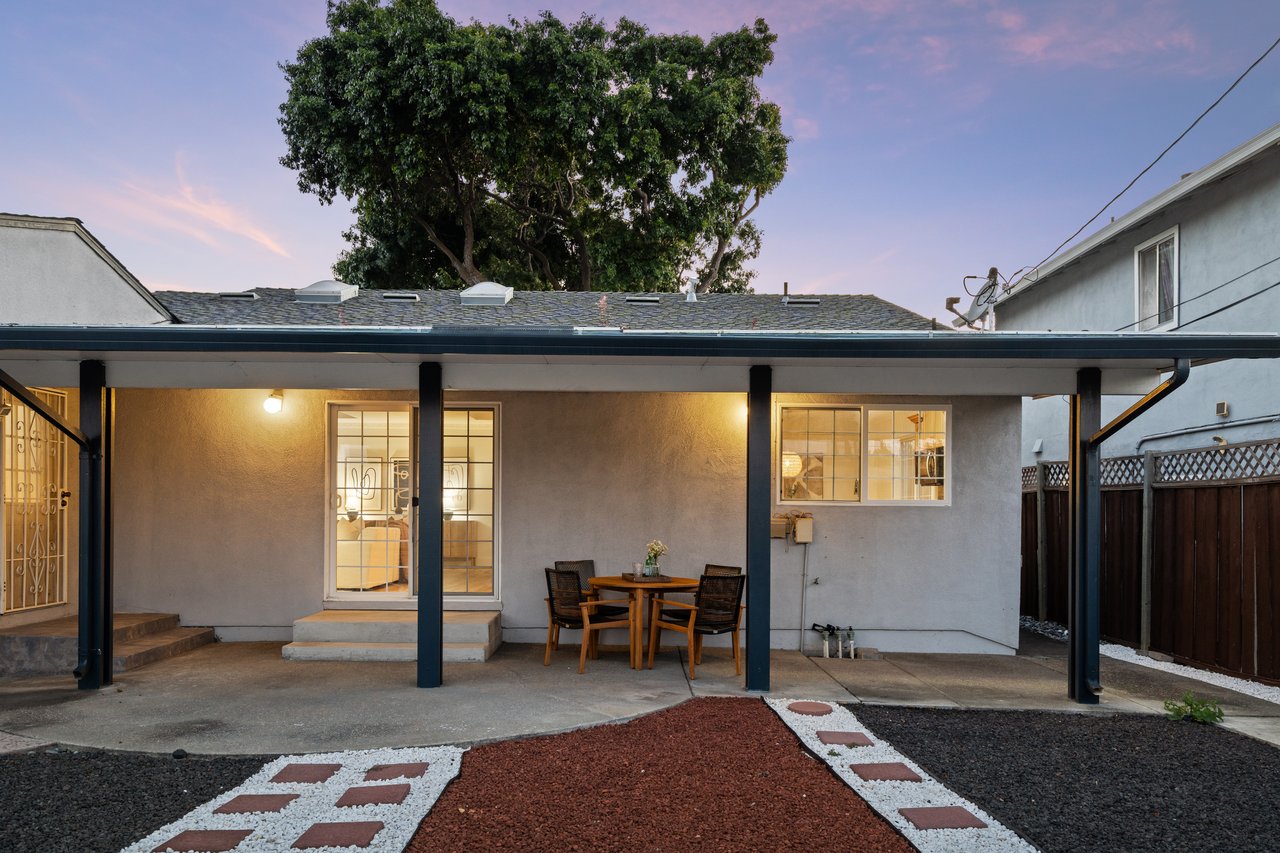 1459 Blackfield Drive