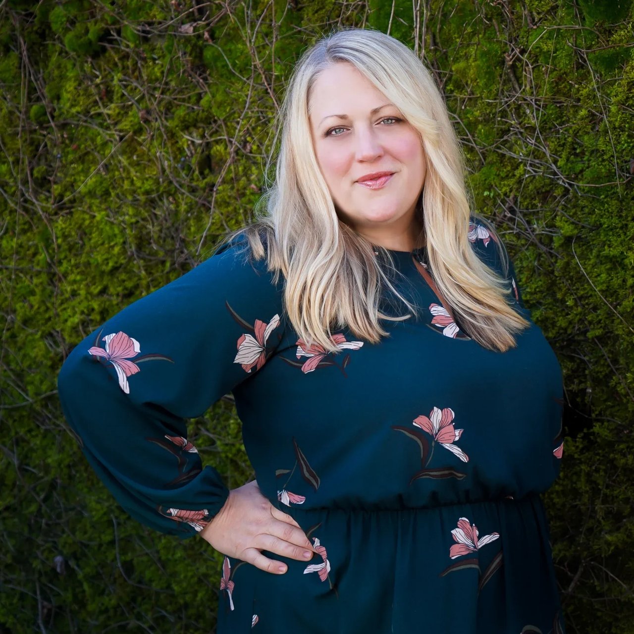 Savanna Ray Beaverton, OR Real Estate Agent Headshot