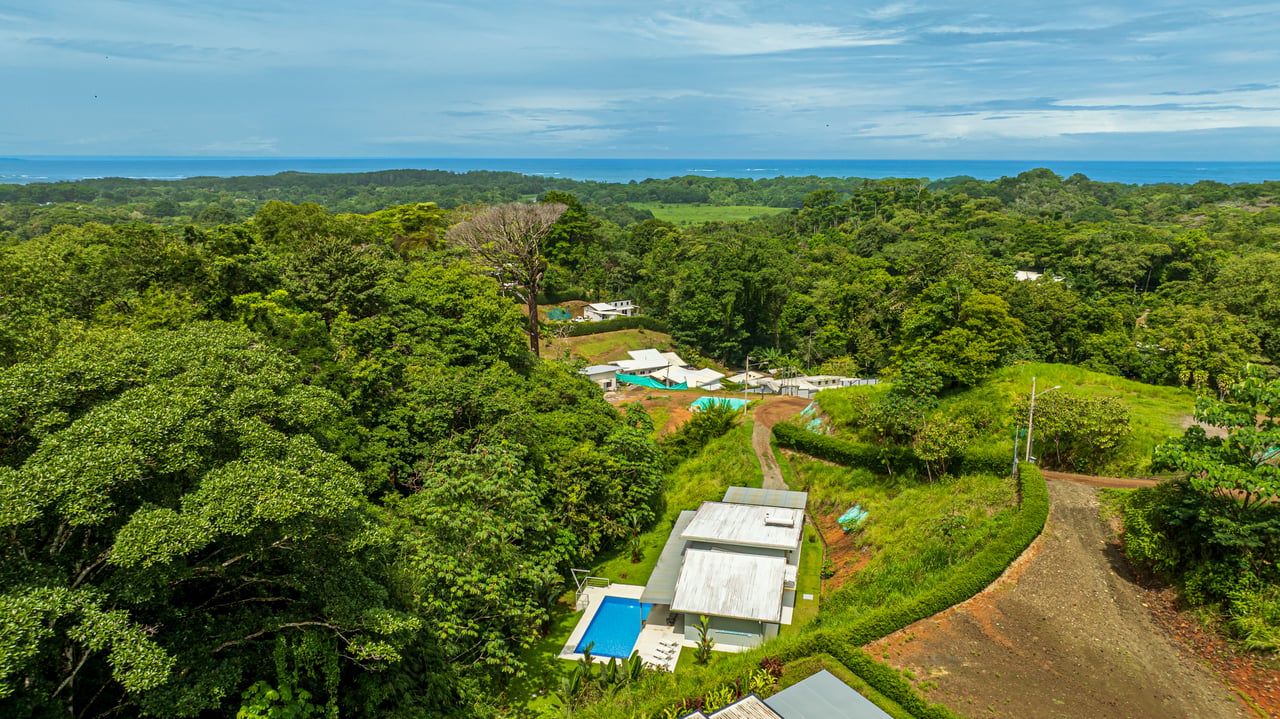 Perfect for Families or a Peaceful Retirement, Uvita Pacific Ocean Town