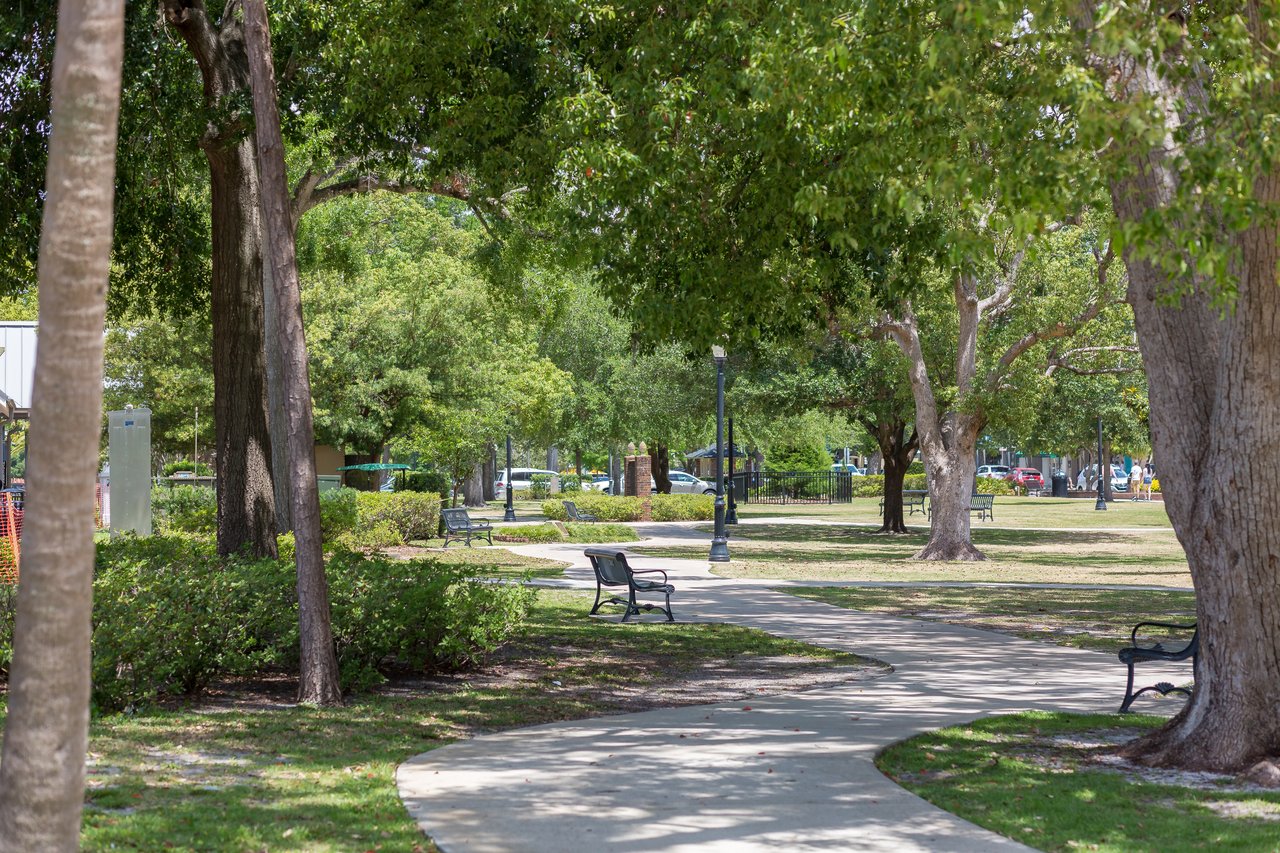 Living in Winter Park, FL: A Local Realtor’s Guide for Out‑of‑State & Luxury Buyers