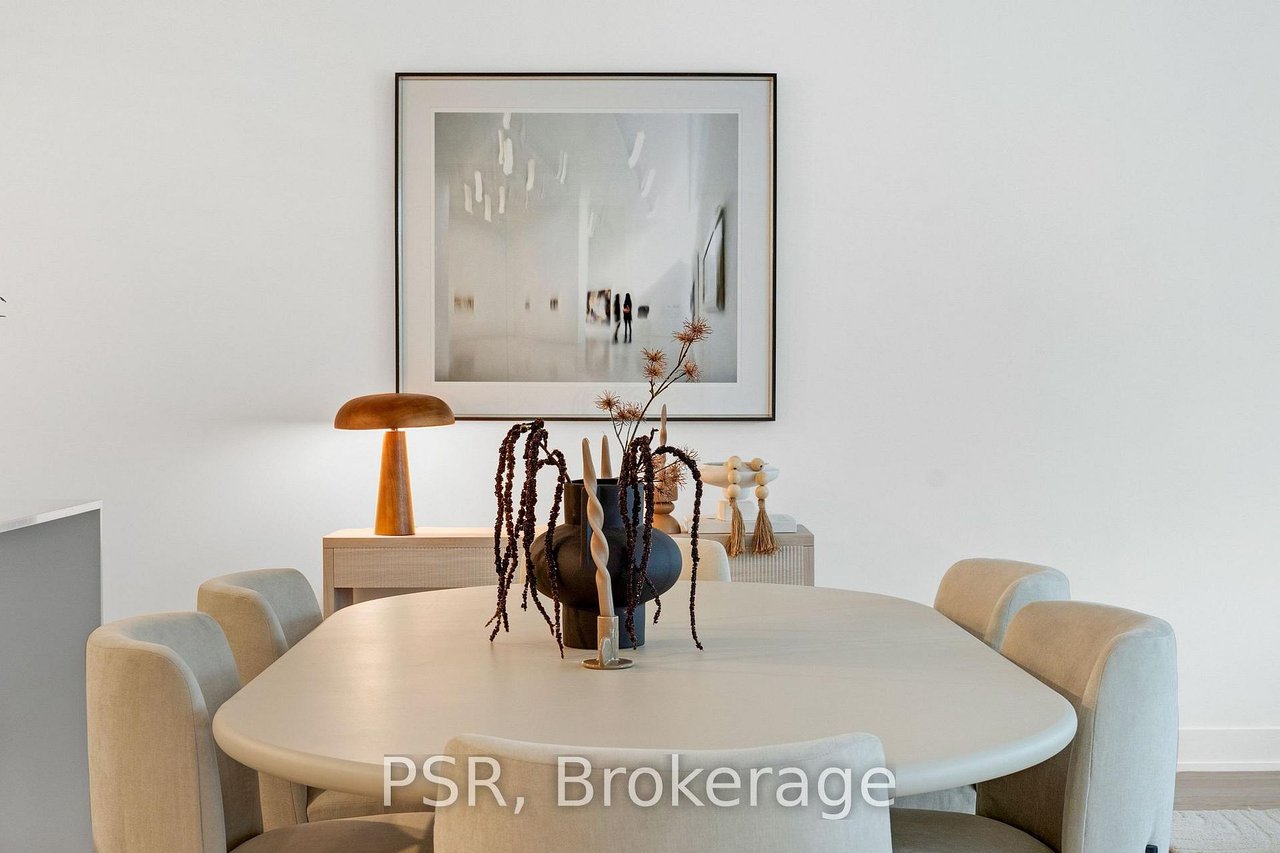 THE RESIDENCES ON KEEWATIN AVE