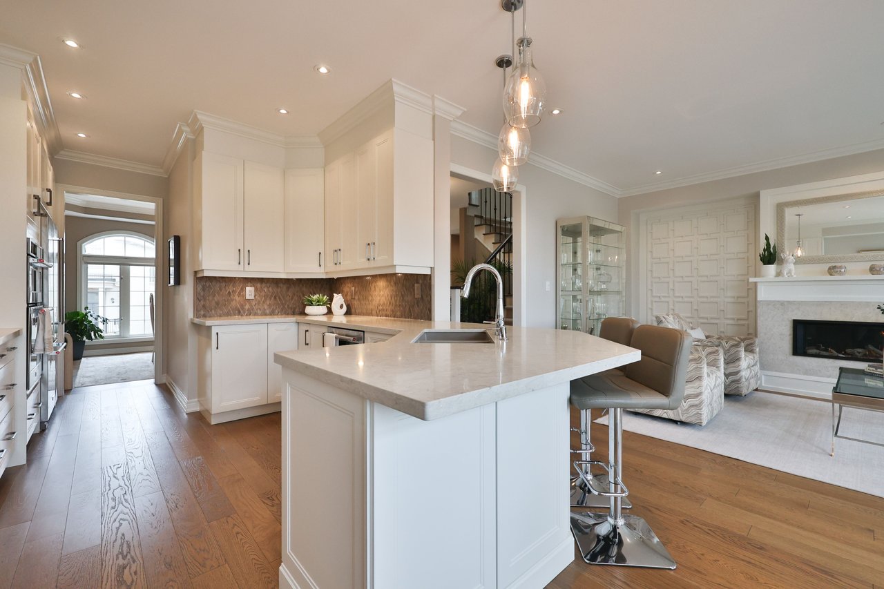 34-2400 Neyagawa Boulevard, Oakville