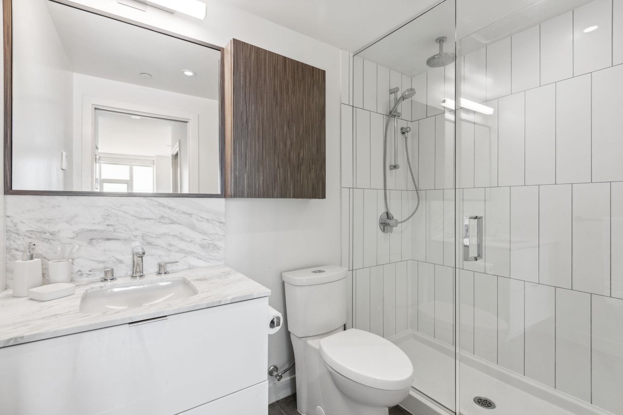 209 E 7th Ave, #302