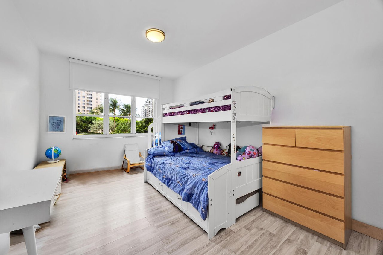 Spacious Rental in Brickell Key