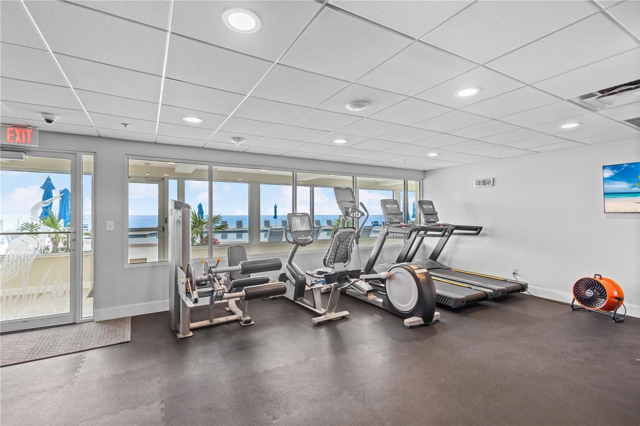 Longboat Key Towers