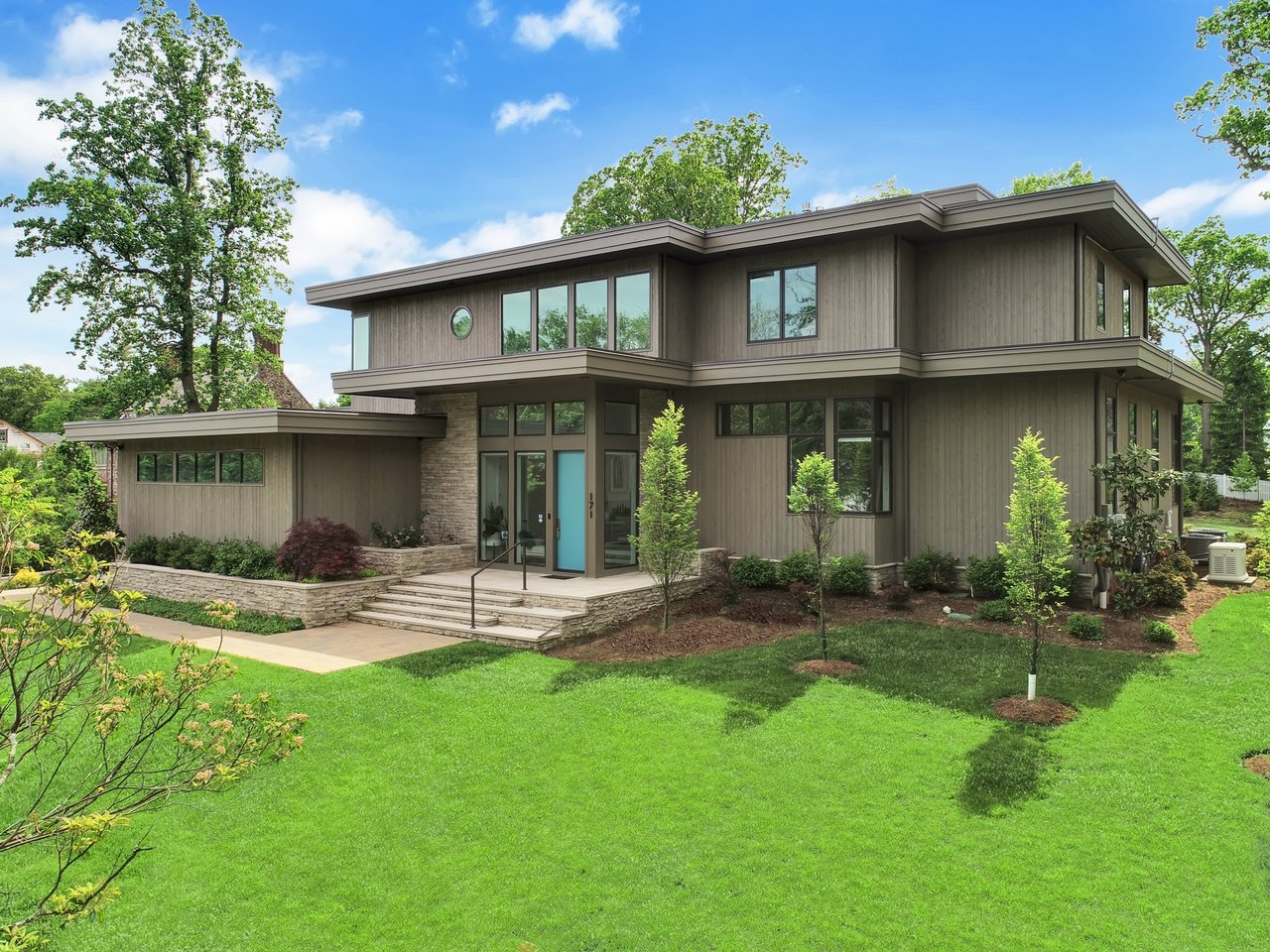 171 Highland Ave