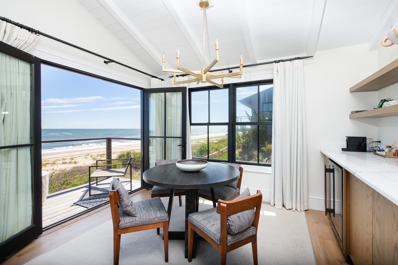 272 Old Montauk Highway, Cottage 1