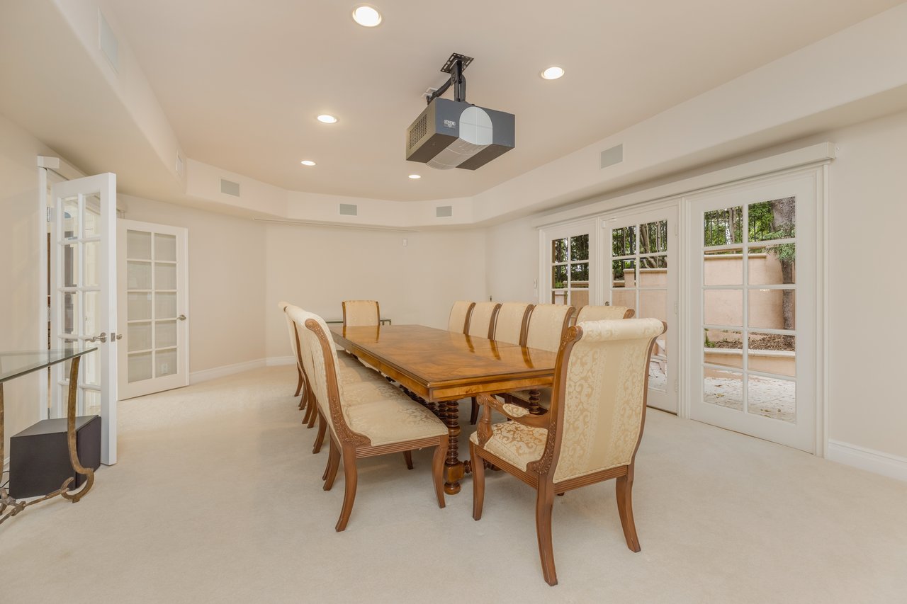 1922 Bel Air Rd