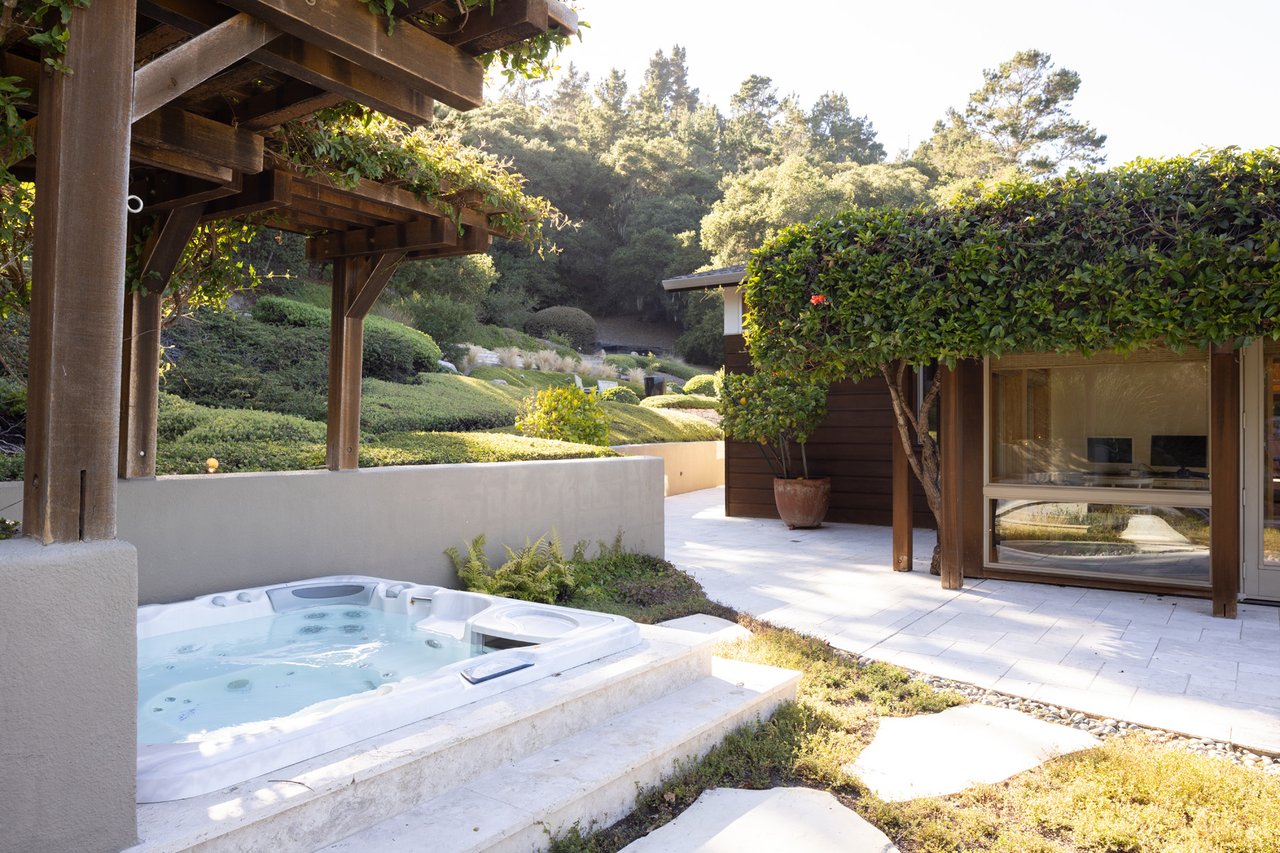 Where Modern Elegance Meets Coastal Serenity