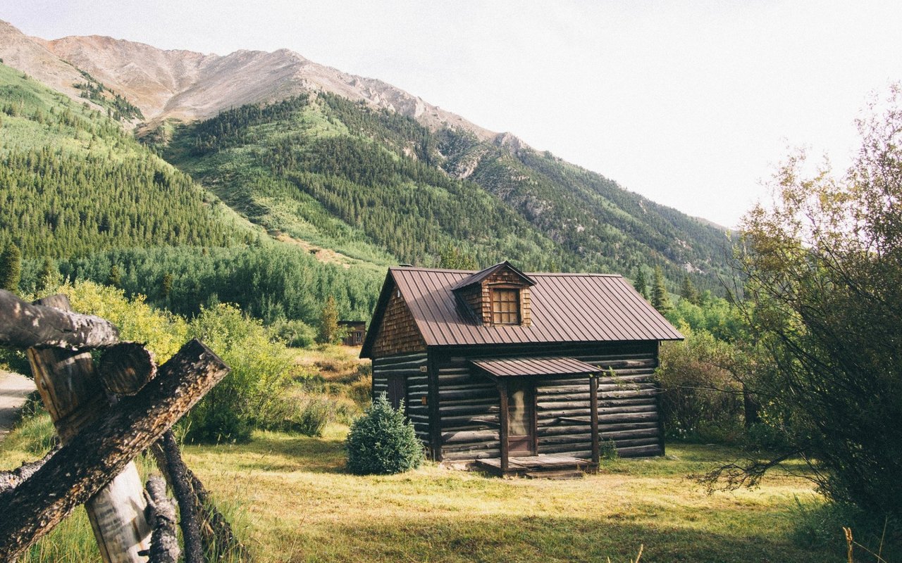 The 5 Coolest Colorado Cabins You Can Rent