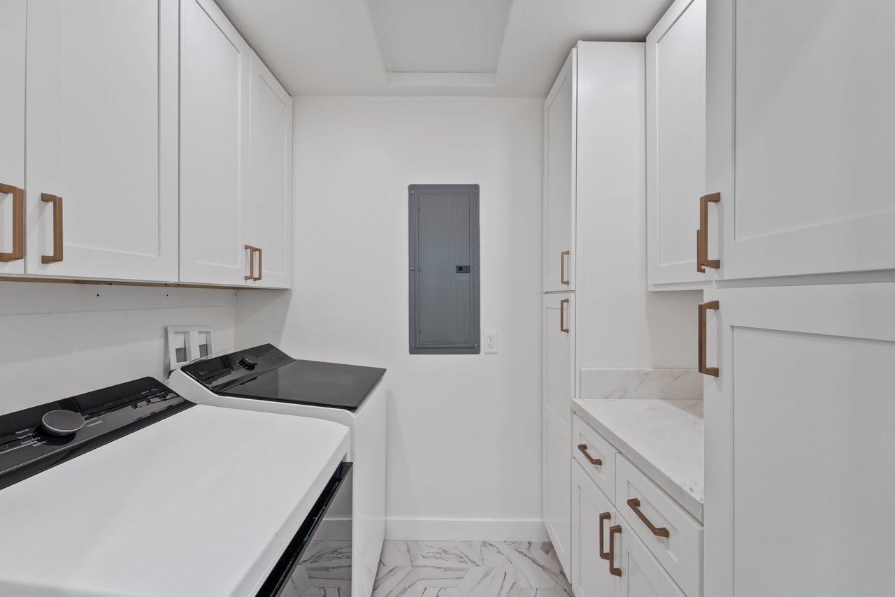 25865 N Mesa
